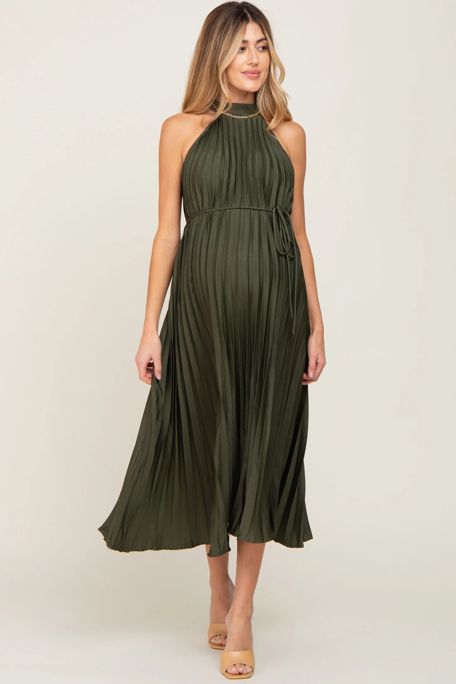 fall maternity outfit