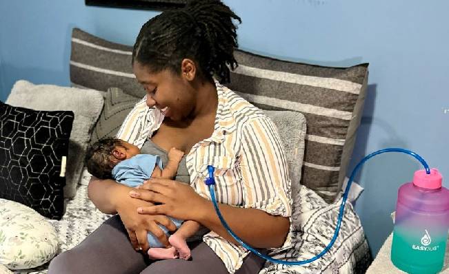 Water bottle for breastfeeding moms